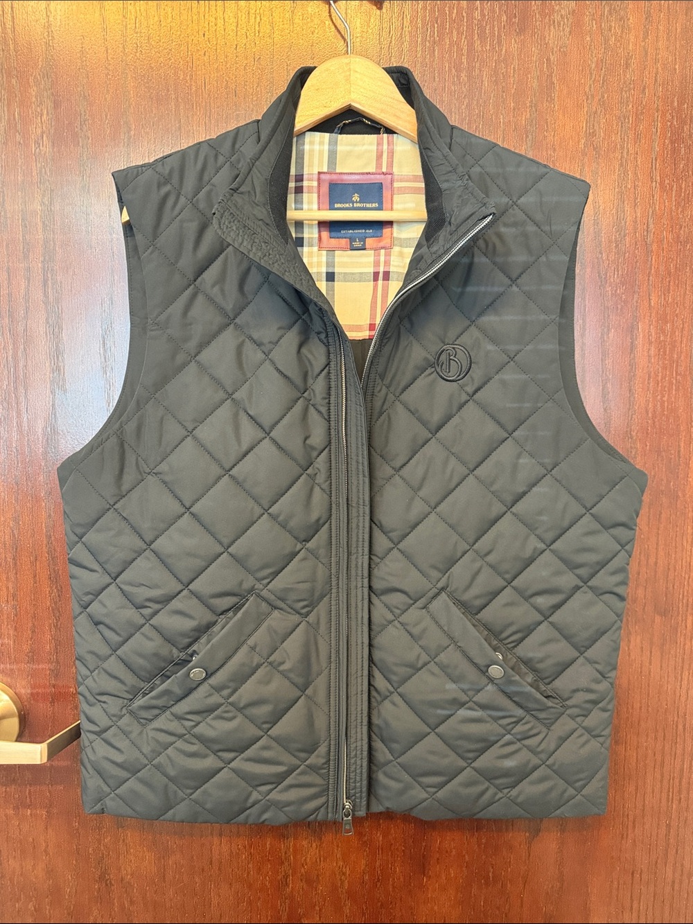 Brooks Brothers Black Quilted Nylon Men's Vest with Plaid Lining LARGE